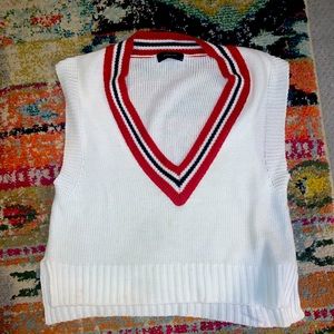 Verge girl sweater vest